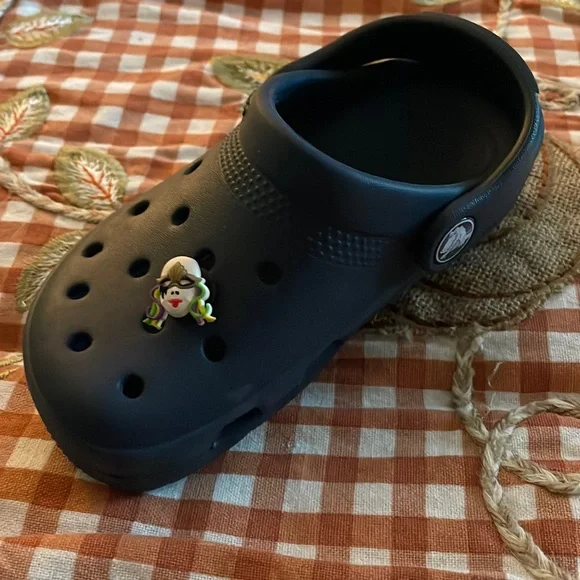 Jibbitz Mardi Gras mask - Picture 1 of 4